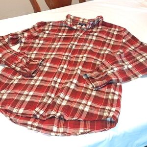 Croft & Barrow Large Womens Flannel Shirt .Red Plaid  .Good Condition